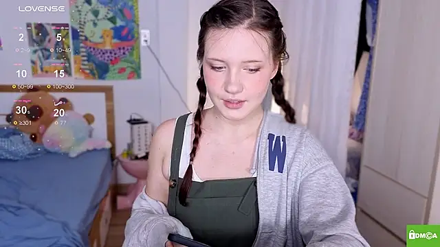 HanahCute online show from November 27, 2:24 am