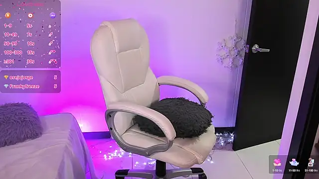 nyna 1 online show from March 8, 10:45 pm