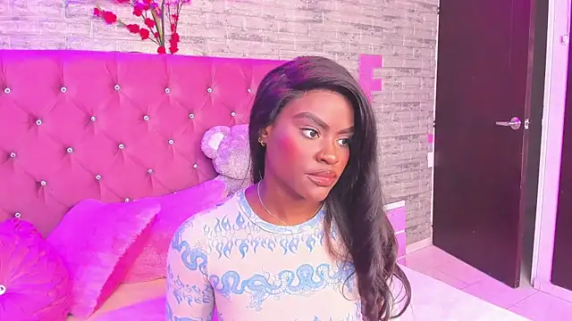 Snapshot of IsabellaBromsS chatting on February 9, 8:24 pm IsabellaBromsS online show from February 9, 8:24 pm