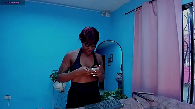 IsabellaBromsS online show from March 25, 10:38 pm