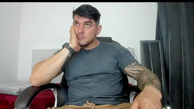 Teilor Creed online show from November 11, 8:42 pm