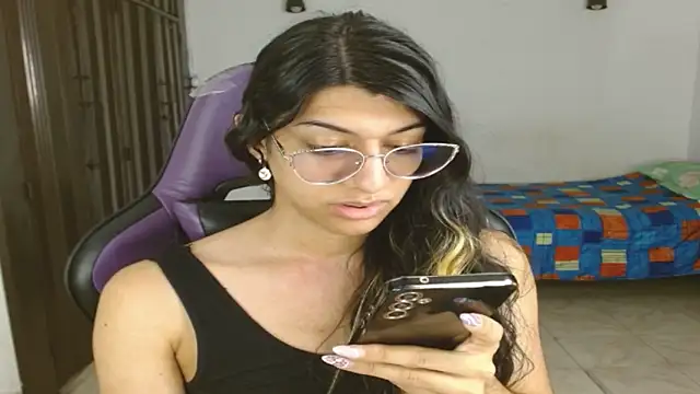 engielphoenis14 online show from October 15, 12:22 am