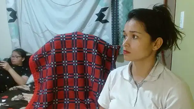 clayre and jill online show from January 8, 4:15 am