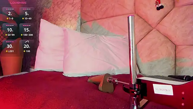 amatista  smith online show from November 30, 5:50 pm