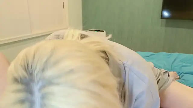 NANAchan R online show from February 7, 3:41 pm