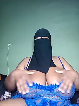 Snapshot of Loly_mor chatting on January 28, 12:11 pm Loly mor online show from January 28, 12:11 pm