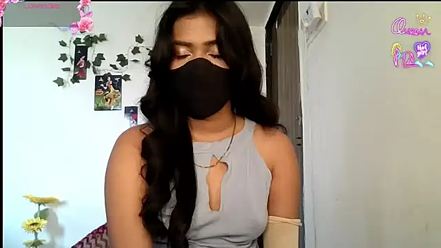 Snapshot of Jenny-Lucifer chatting on June 1, 8:38 am Jenny-Lucifer online show from June 1, 8:38 am