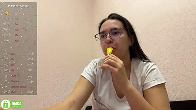 Snapshot of the_princese chatting on February 7, 4:46 pm the princese online show from February 7, 4:46 pm