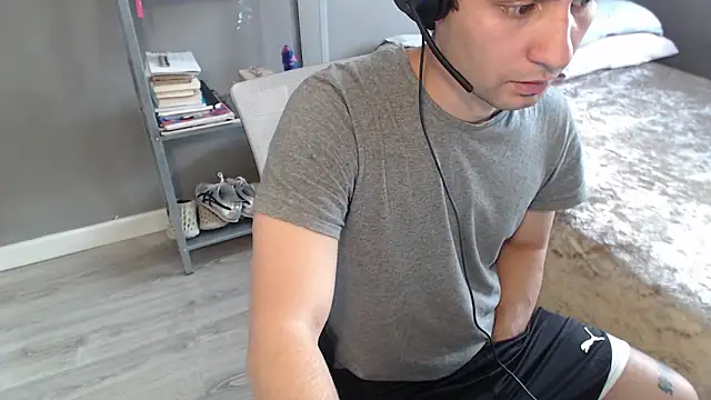 shobitz online show from April 22, 9:11 am