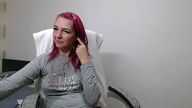 Evadesirex46 online show from November 11, 7:25 pm