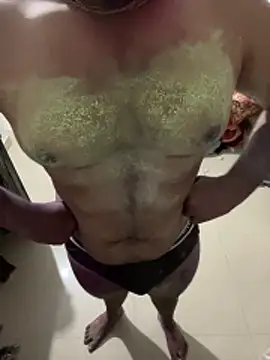 Snapshot of dick69lil chatting on March 8, 11:25 am dick69lil online show from March 8, 11:25 am