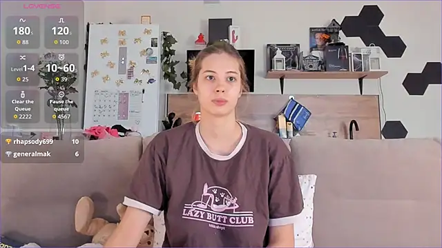 Girl alone home online show from October 27, 4:27 am