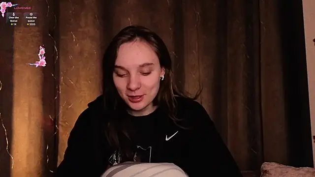 NaokoStifel online show from February 25, 1:04 am