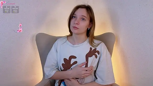 NaokoStifel online show from March 3, 1:12 am