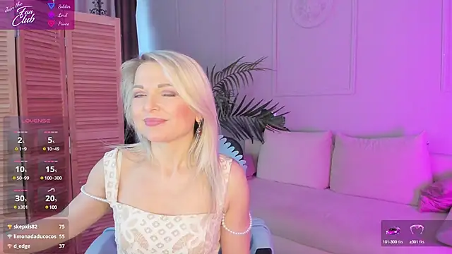 Gloria Lovely online show from February 21, 4:59 pm