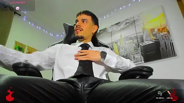 BRAYHAMBROWN online show from October 28, 3:43 am