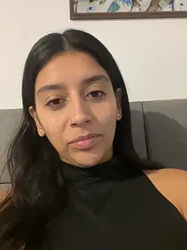 Snapshot of BrittanyDiaz chatting on May 11, 8:06 pm BrittanyDiaz online show from May 11, 8:06 pm