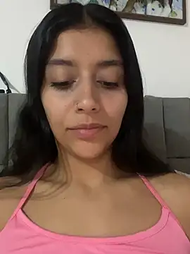 Snapshot of BrittanyDiaz chatting on July 1, 8:08 pm BrittanyDiaz online show from July 1, 8:08 pm