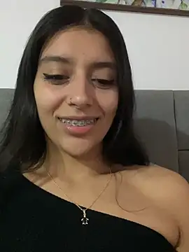 Snapshot of BrittanyDiaz chatting on July 5, 3:13 am BrittanyDiaz online show from July 5, 3:13 am