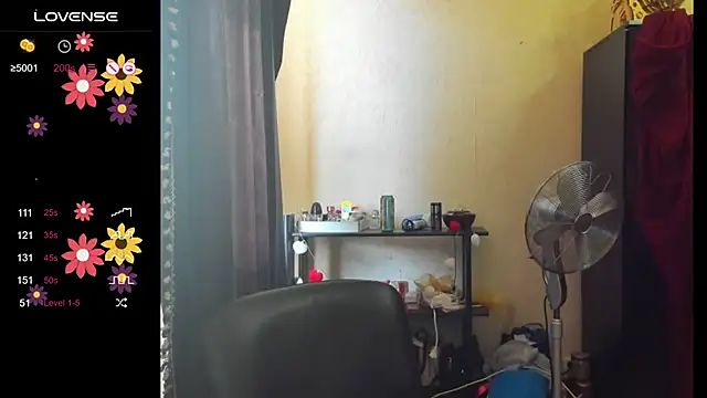 Snapshot of Boni_NeLL__ chatting on March 13, 5:33 am Boni NeLL   online show from March 13, 5:33 am