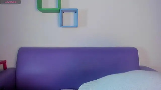 Snapshot of Sophy_SmileSweet chatting on December 9, 11:47 am Sophy SmileSweet online show from December 9, 11:47 am