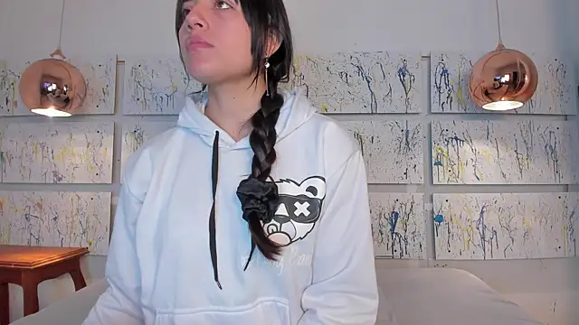 Snapshot of Sophy_SmileSweet chatting on January 13, 11:52 am Sophy SmileSweet online show from January 13, 11:52 am