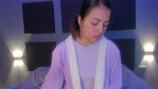 Snapshot of Sophy_SmileSweet chatting on January 23, 11:48 am Sophy SmileSweet online show from January 23, 11:48 am