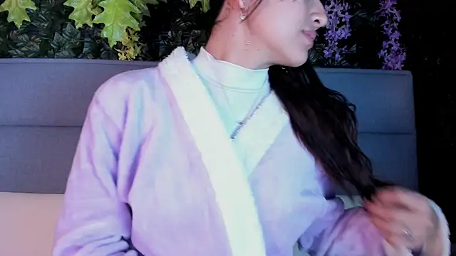 Snapshot of Sophy_SmileSweet chatting on January 28, 11:49 am Sophy SmileSweet online show from January 28, 11:49 am