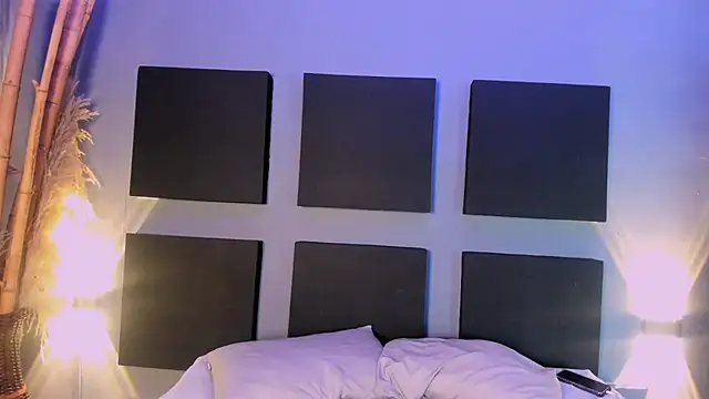 Snapshot of Sophy_SmileSweet chatting on February 10, 6:13 pm Sophy SmileSweet online show from February 10, 6:13 pm