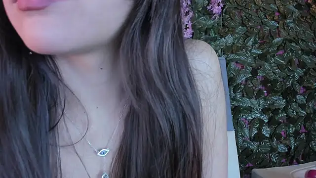 Snapshot of Sophy_SmileSweet chatting on February 21, 2:38 pm Sophy SmileSweet online show from February 21, 2:38 pm