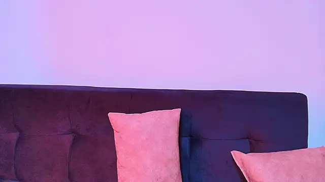 Snapshot of Sophy_SmileSweet chatting on March 11, 3:23 pm Sophy SmileSweet online show from March 11, 3:23 pm