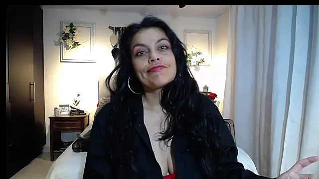 Snapshot of Lust_Mom41 chatting on November 20, 10:31 pm Lust Mom41 online show from November 20, 10:31 pm