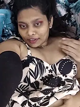 Snapshot of Sexy_DarloSiya chatting on March 22, 12:30 pm Sexy DarloSiya online show from March 22, 12:30 pm
