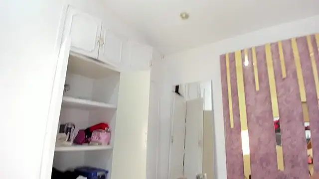 LeahxBarker online show from March 19, 9:37 pm