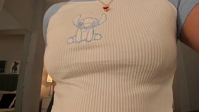 Snapshot of renee_shelby_ chatting on March 11, 9:59 pm renee shelby online show from March 11, 9:59 pm