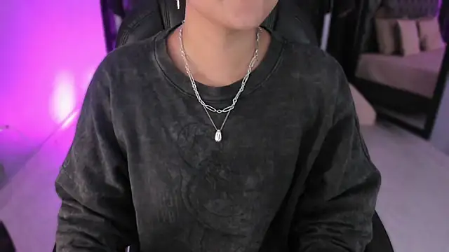 renee shelby  online show from February 16, 7:54 pm