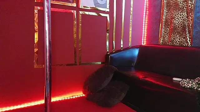 alissa4blonde online show from October 31, 6:03 am