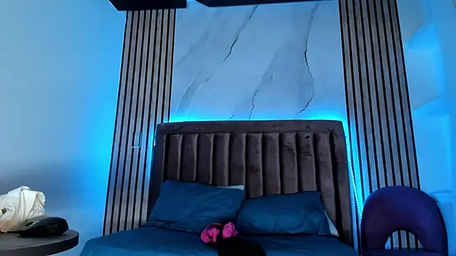 ChloeParkss  online show from February 9, 12:19 pm