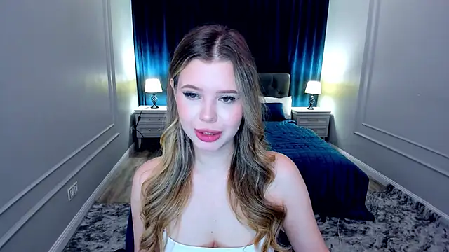 FollowLovee online show from September 12, 8:20 pm