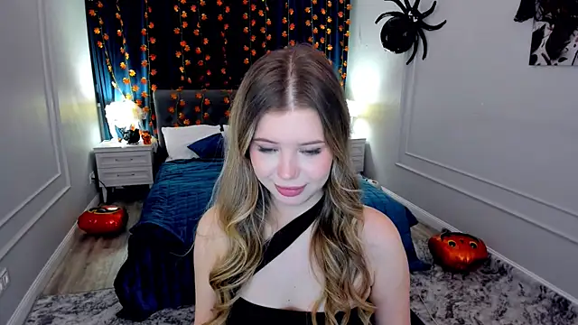 FollowLovee online show from October 15, 7:47 pm