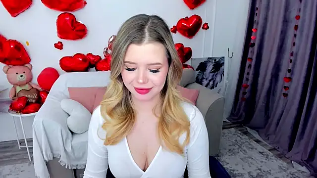 FollowLovee online show from February 12, 8:26 pm