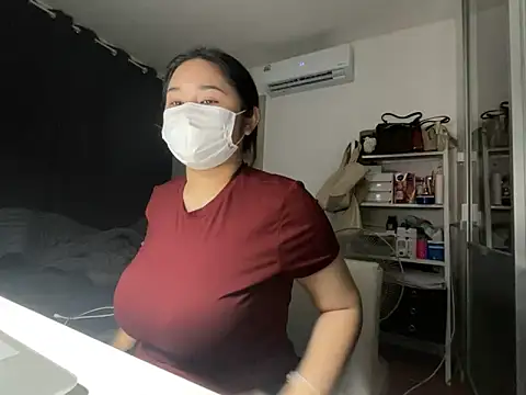 Snapshot of iamMalixxx chatting on December 27, 2:33 pm iamMalixxx online show from December 27, 2:33 pm