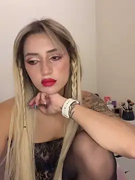 yaprakmericc online show from November 16, 5:51 pm