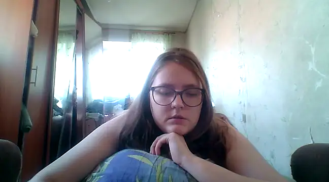 DesireMelissa online show from March 19, 6:14 am