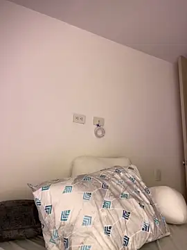 Latina vanessa online show from March 3, 10:42 pm