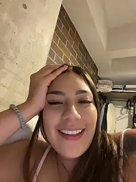Snapshot of Latina_vanessa chatting on July 22, 4:26 am Latina vanessa online show from July 22, 4:26 am