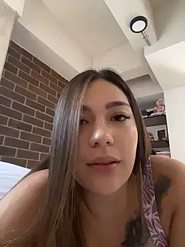 Snapshot of Latina_vanessa chatting on August 5, 10:23 pm Latina vanessa online show from August 5, 10:23 pm