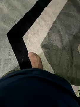 Snapshot of noovin20cm chatting on October 23, 11:20 am noovin20cm online show from October 23, 11:20 am