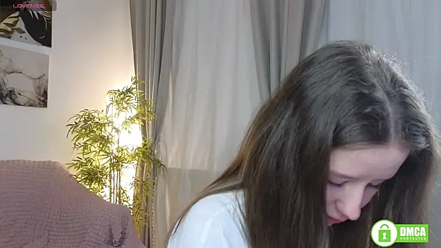 SquirtBabee online show from September 28, 4:01 pm