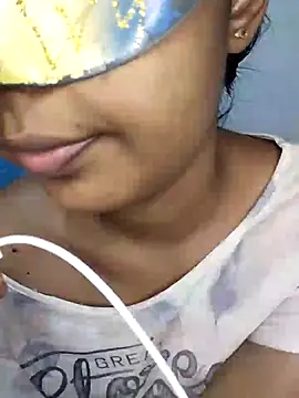 Snapshot of ASHUGIRL_JAY chatting on January 8, 5:37 pm ASHUGIRL JAY online show from January 8, 5:37 pm